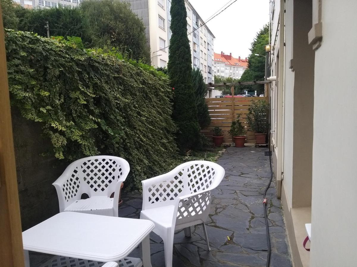 Apartamento Con Pequeno Jardin En El Centro Ferrol Exterior photo